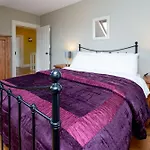 Historic Luxury House Nyaraló *