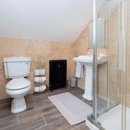Historic Luxury House * Corofin (Clare)