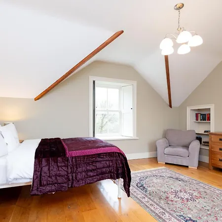 Historic Luxury House * Corofin (Clare)