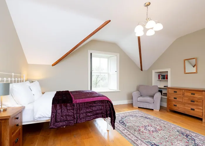 Historic Luxury House * Corofin (Clare)